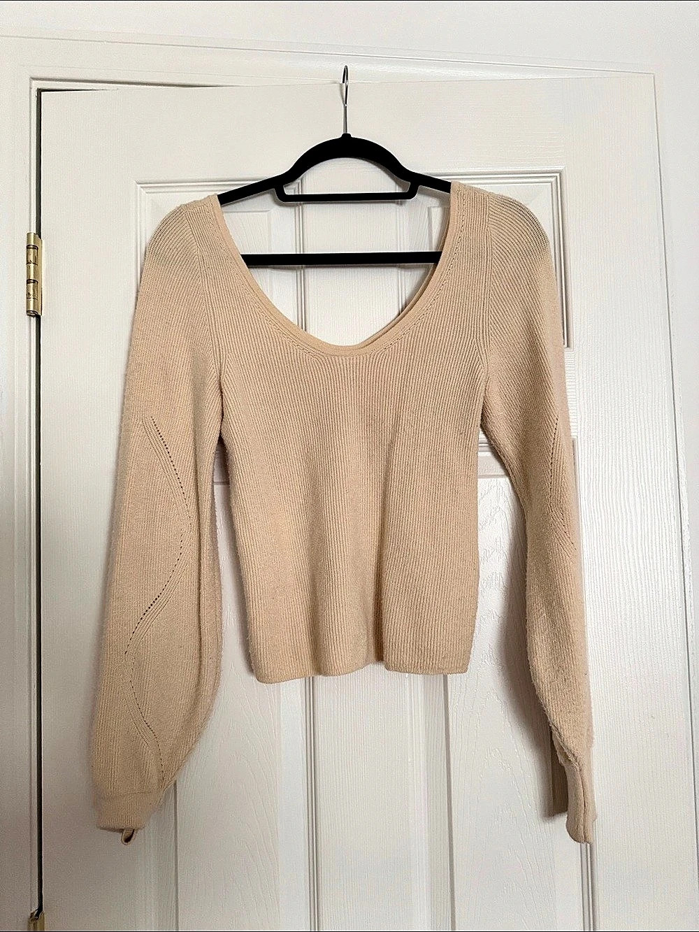 Scoop Neck Knit Sweater in Beige Like New